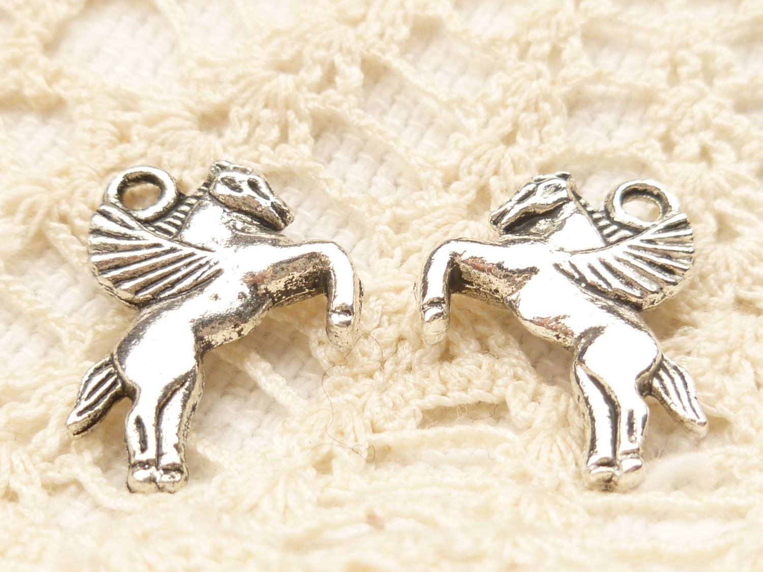 Flying Pegasus Charms Antique Silver 6 S148 Etsy