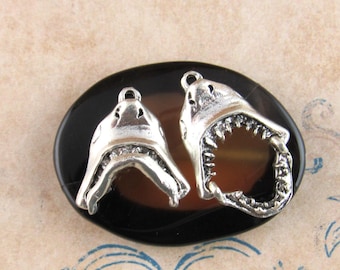 Great White Shark Jaws Charm Antique Silver, Hinged Swivel Movable Jaw  (2) - S38