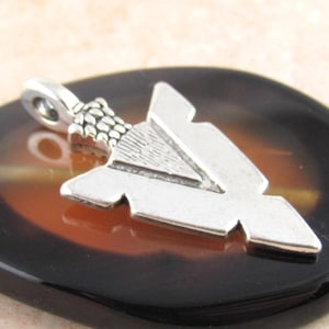 Antiqued Silver Arrowhead Pendant, Charms (6) - S133