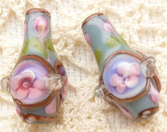 Grey and Pink Floral Vase Bottle Glass Focal Beads (2)