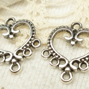 Victorian Heart 5 looped Chandelier Finding Connector Charm (4) - SF43