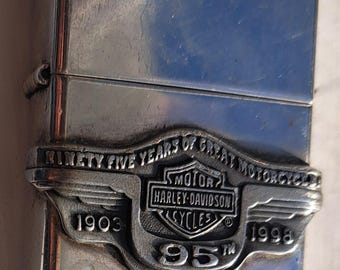 Encendedor Zippo del 95.º aniversario de Harley Davidson