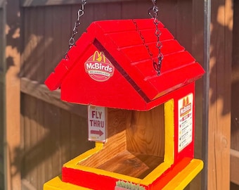 McBirds Bird Feeder