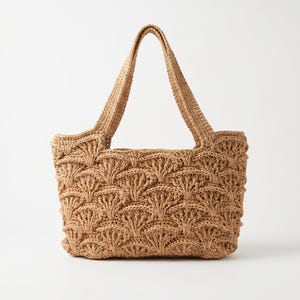 Crochet Raffia Beach Bag with Textured Shell Pattern and Large Shoulder Straps