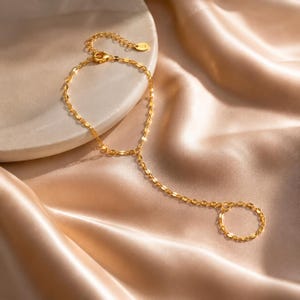 Gold Plated Hand Chain Bracelet, Minimalist Finger Ring Jewelry, Stainless Steel Gift