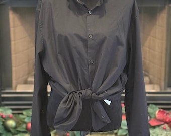 Upcycled Rüschenkragen Shirt |  Frau Samantha