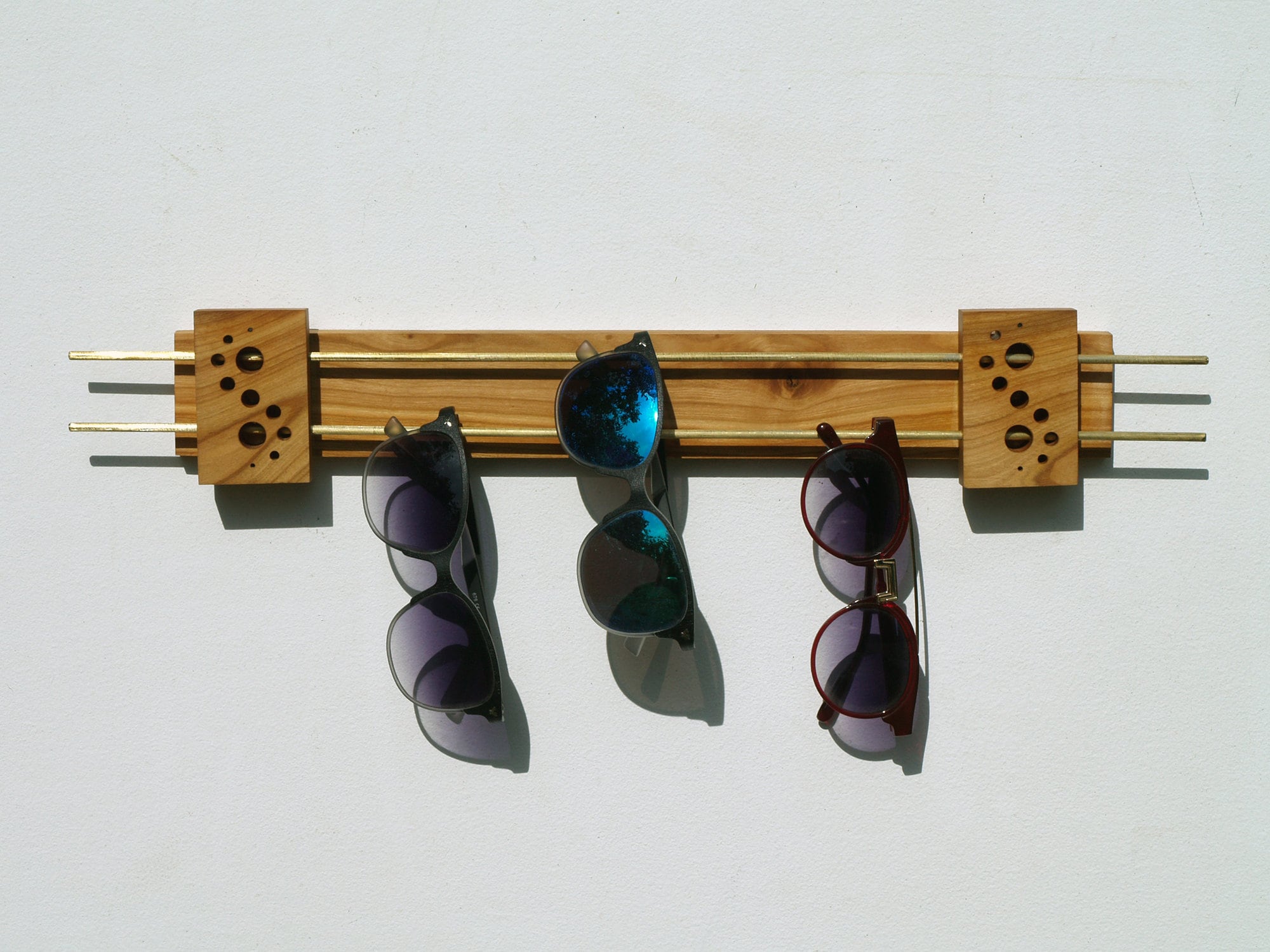 1 Stück Hochwertige Brillen Aufbewahrungsbox, Einfach Anzubringender Wand  Montierter Sonnenbrillenständer, Ideal Zur Anzeige Und Aufbewahrung Von  Brillen, aktuelle Trends, günstig kaufen