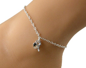 Dainty Lock and Key Anklet, Sterling Silver Lock and Key Anklet, Silver Chain Anklet, Gift for Her, Valentine Day Gift