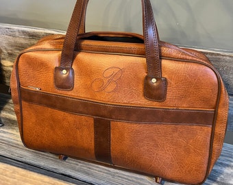 Vintage Travel Bag, Vintage Carry On Bag Throwback retro gym bag.  Monogram letter B Travel Bag, throwback bag