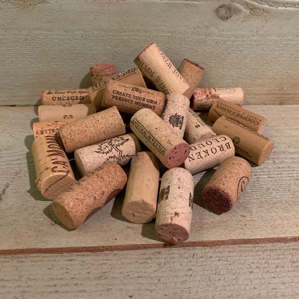 Wine Corks, Used Wine Corks, Synthetic and real Wine Corks, Wine Wedding, Recycled Corks, Wine Wedding Decorations