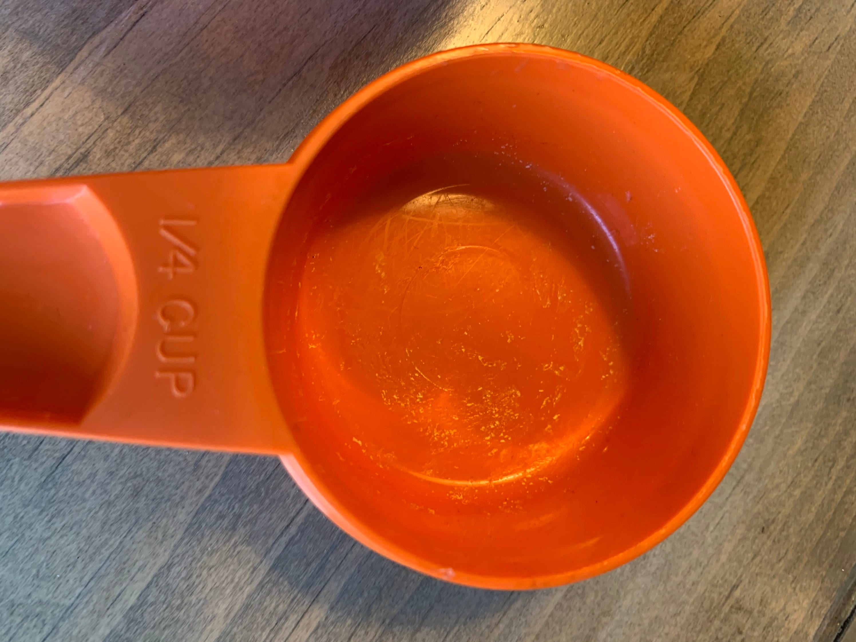 Set of 6 Orange Tupperware Measuring Cups 1/4, 1/3, 1/2, 2/3, 3/4, 1 Cup  Vintage 