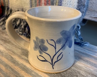 ヴィンテージの青と白の花柄ウィンチコム陶器マグカップ - Etsy 日本