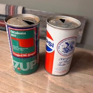 Vintage 1970s Soda Cans Pepsi Bicentennial 1776–1976 & 7UP