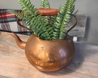Vintage Copper Planter Pot Mid Century Copper Vessel Rustic Farmhouse Decor Small Plant Pot Boho Kitchen Decor