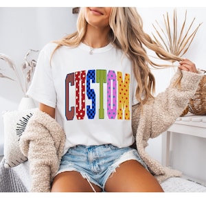 Anpassad Varsity-lapp PNG, sublimeringsdesign med bubbelbokstäver (digital nedladdning)
