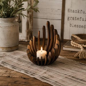 Wooden Tealight Candle Holder, Modern Wood Candle Holder, Rustic Tea Light Holder, Farmhouse Candle Decor, Handmade Wooden Centerpiece bild 3