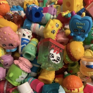 50 Piece Random Shopkins Lot – Assorted Shopkins Figures – Moose Toys Collectible Bundle – Mixed Characters – Toy Collection