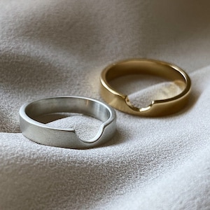 Custom Crater Cutout Wedding Band Handmade in 14k Gold or Sterling Silver. Everyday stacking ring. Fully customizable & made to order (MTO).
