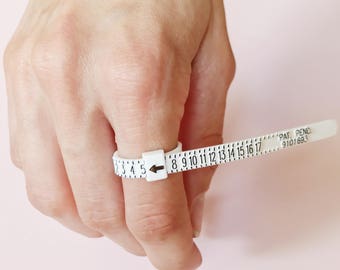 Reusable Plastic Finger Sizing Gauge to Find Your Ring Size. Ring Sizer. US Sizes.