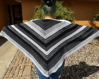Triangle Shawl, Black Gray Crochet Wrap in 55% Superwash Wool