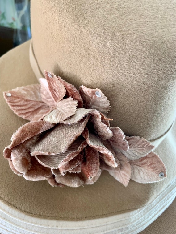 Vintage cloche bucket beige cream pink hat Tim Cr… - image 6