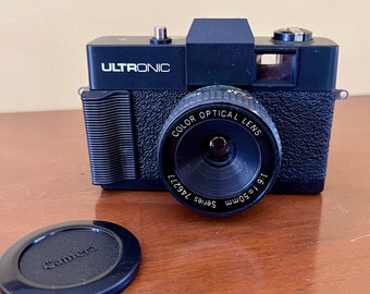 Vintage Ultronic camera 50 mm color optical lens