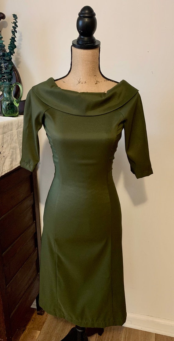 Vintage Olive Green wiggle dress/Pencil dress