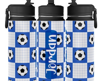Gepersonaliseerde waterfles met voetballogo en eigen naam, ideaal als drinkfles voor kinderen voor de start van het schooljaar.