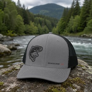 Casquette trucker saumon quinnat | Casquette snapback de pêche PNW | Vêtements de pêcheur
