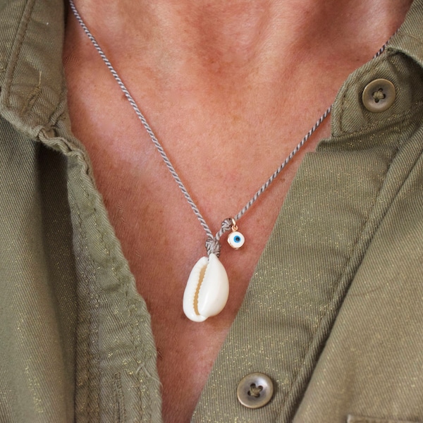 Cowrie Charm Necklace main image 1