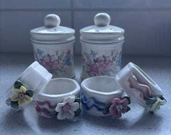 Vintage Floweral Salt/pepper shakers And Napkin Rings