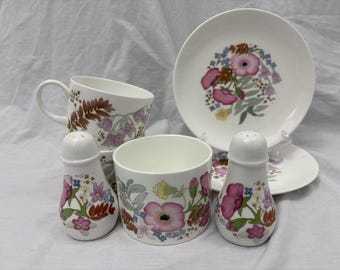 Wedgwood Meadow Sweet - tea cups, saucers, sugar bowl, salt/pepper shaker RARE