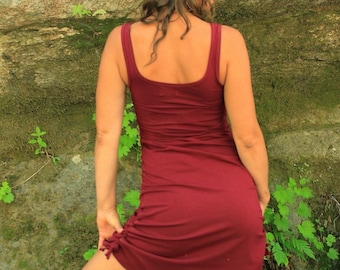 Czerwona sukienka damska - sukienka typu cinchy - sukienka na co dzień - sukienki boho - ubrania do jogi - sukienka sportowa - seksowna czerwona sukienka - sukienka bawełniana
