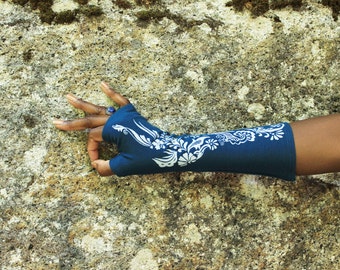 Fingerless Gloves-Arm warmers-funky clothes-blue gloves-accessories-pixie gloves-faery clothing-pixie-hippie clothes-hand warmer-gloves