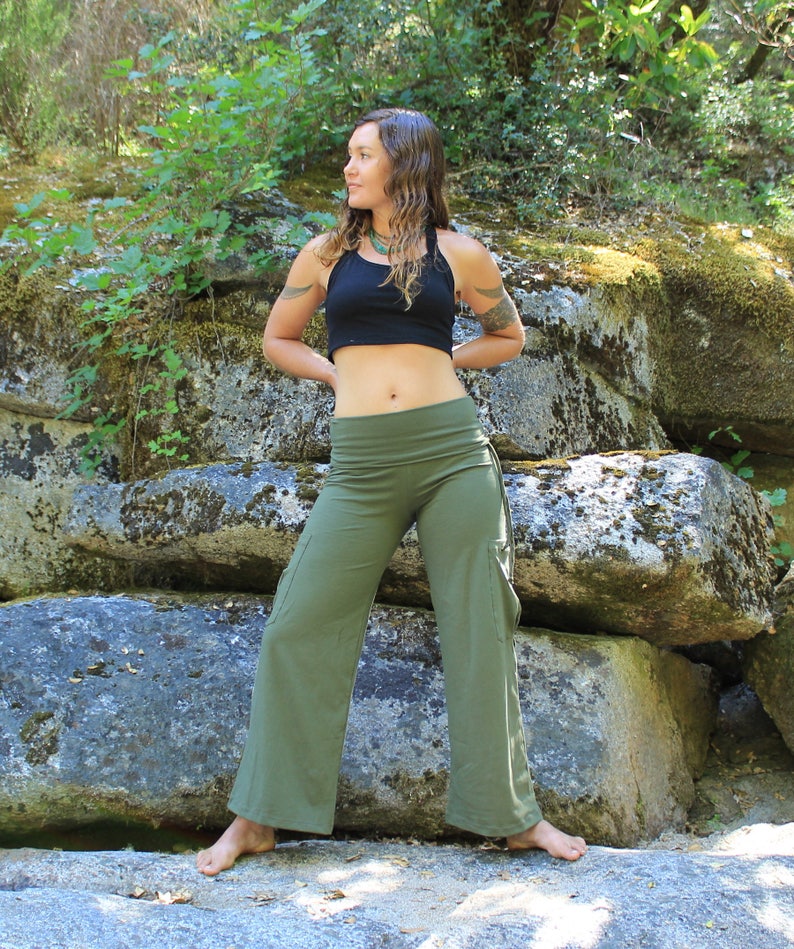 Yoga Cargo Pants-Pants and Capris-Womens Pants-Wide Leg Pants-Gray Yoga Pants-Fold over waistband-Cotton Yoga Pants-Pants with pockets-gray image 7