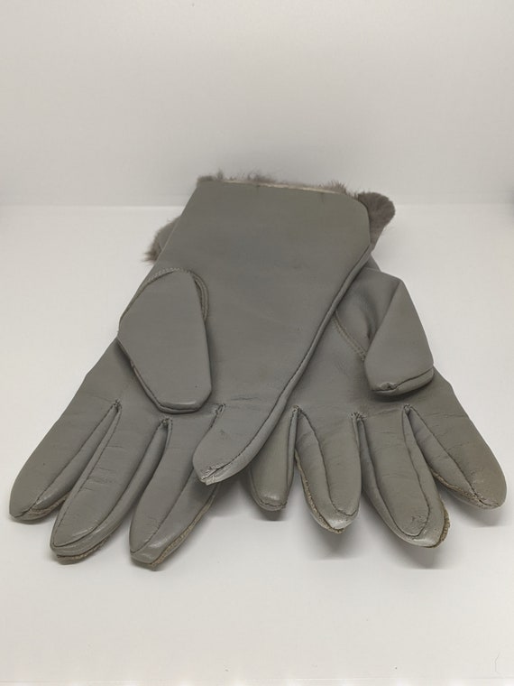 Vintage Grey Leather Gloves | Ladies Gloves | Fur… - image 2