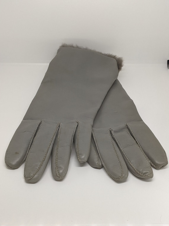 Vintage Grey Leather Gloves | Ladies Gloves | Fur… - image 1