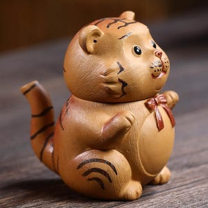 Handmade Zisha Tiger Teapot, Sculptural Duan Clay Hand-Held Gongfu Tea Pot, 90ml