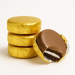 100 Hand-Dipped Chocolate Covered Oreo Cookies – Foil Wrapped, Individually Wrapped Party Favors, Bulk Dessert Table Treats