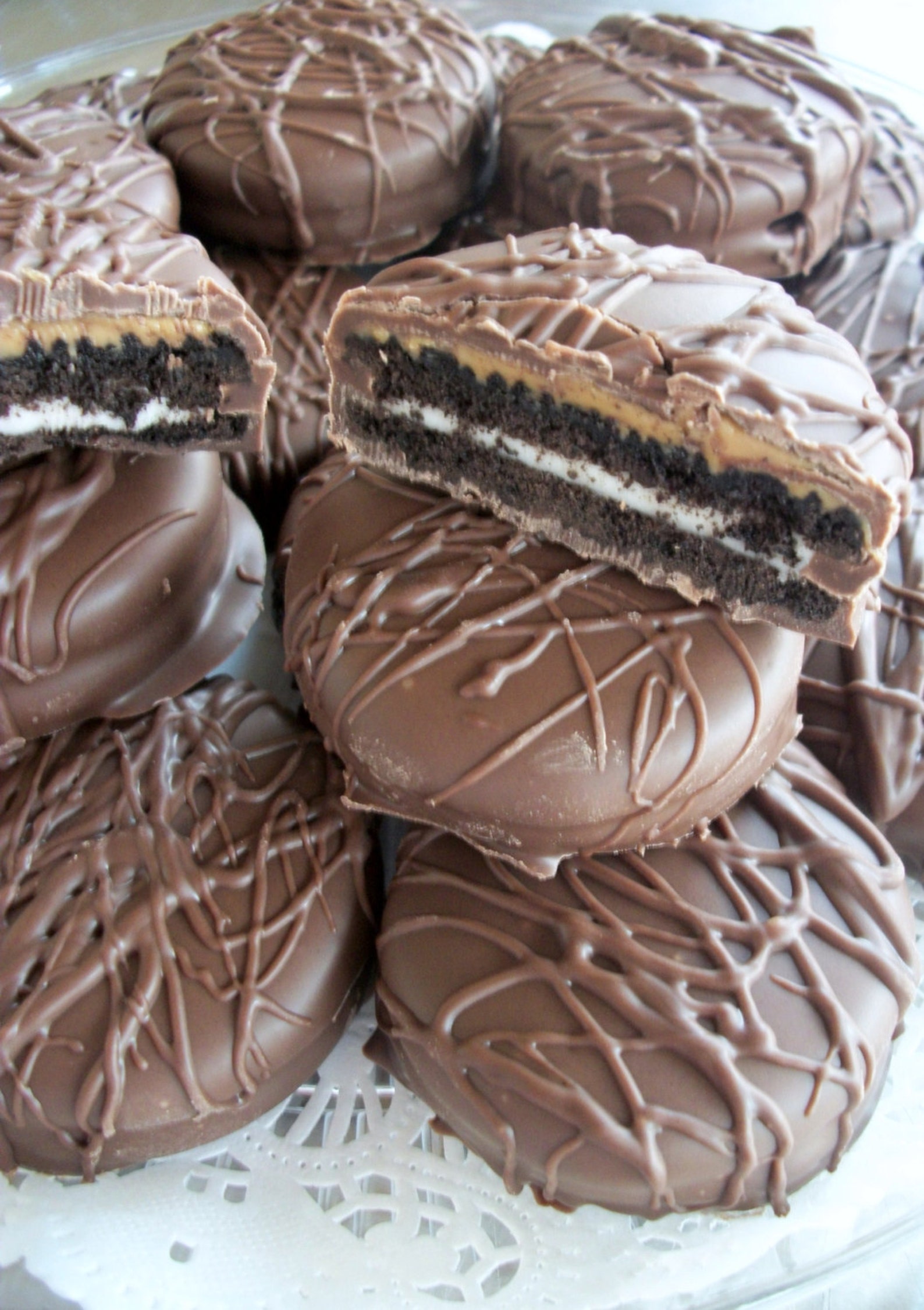 Chocolate Covered Peanut Butter Topped Oreos 24 pieces Etsy