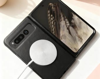 Elegante custodia magnetica in pelle per Google Pixel Fold, finitura vintage cerata, antiurto e protettiva.