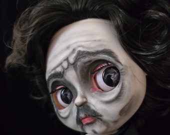 Edgar Allan Poe blythe-docka