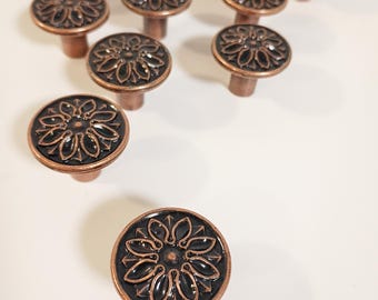 vintage brass knobs, Ajax cabinet jewelry, no. 951, Espana Royale collection, daisies, set of 12, NOS