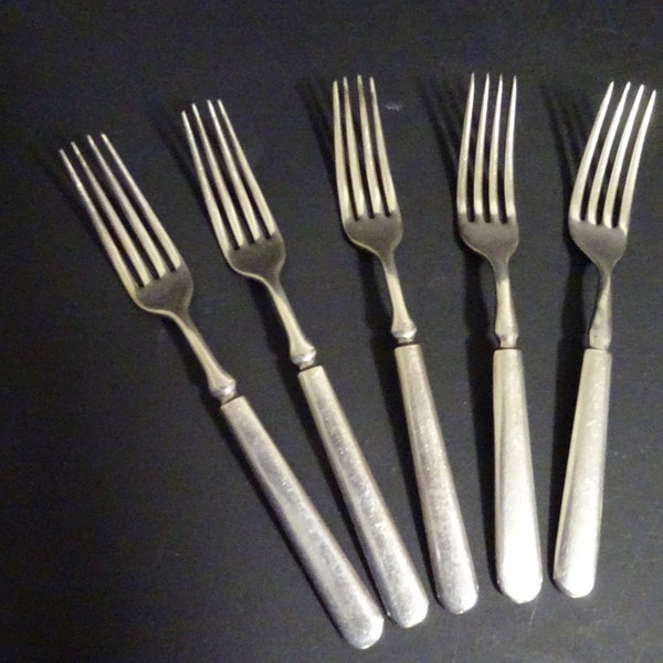 5 vintage dinner forks, Rogers/International, silverplate, "Plain Round"