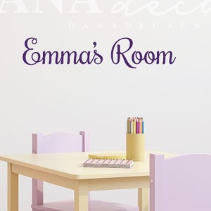 Aangepaste naam Script Door Room Sign - Wall Decal Custom Vinyl Art Stickers voor Kinderkamers, Kinderdagverblijven, Speelkamers, Klaslokalen