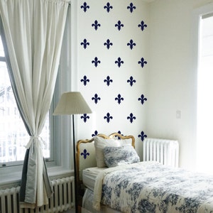 Fleur De Lis French Shabby Chic Pattern - Wall Decal Custom Vinyl Art Stickers