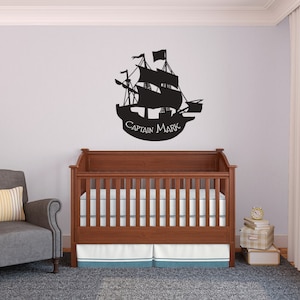 Barco pirata personalizado - Calcomanía de pared de vinilo personalizada
