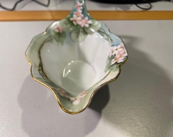 Antique RS Germany Porcelain Gravy Boat – Hand‑Painted Floral Design – Gold Trim – Early 1900s