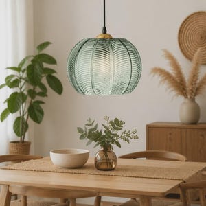 Nordisk ribbad glaspendellampa - Modern kupolformad taklampa