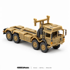 Puede incluir: Un modelo de camión militar de color beige con chasis de plataforma, seis ruedas, cabina con escotilla en el techo y una estructura de marco montada en la parte trasera. El texto 4BBBB3dModels | SCALE | DETAIL | REALISM aparece abajo.
